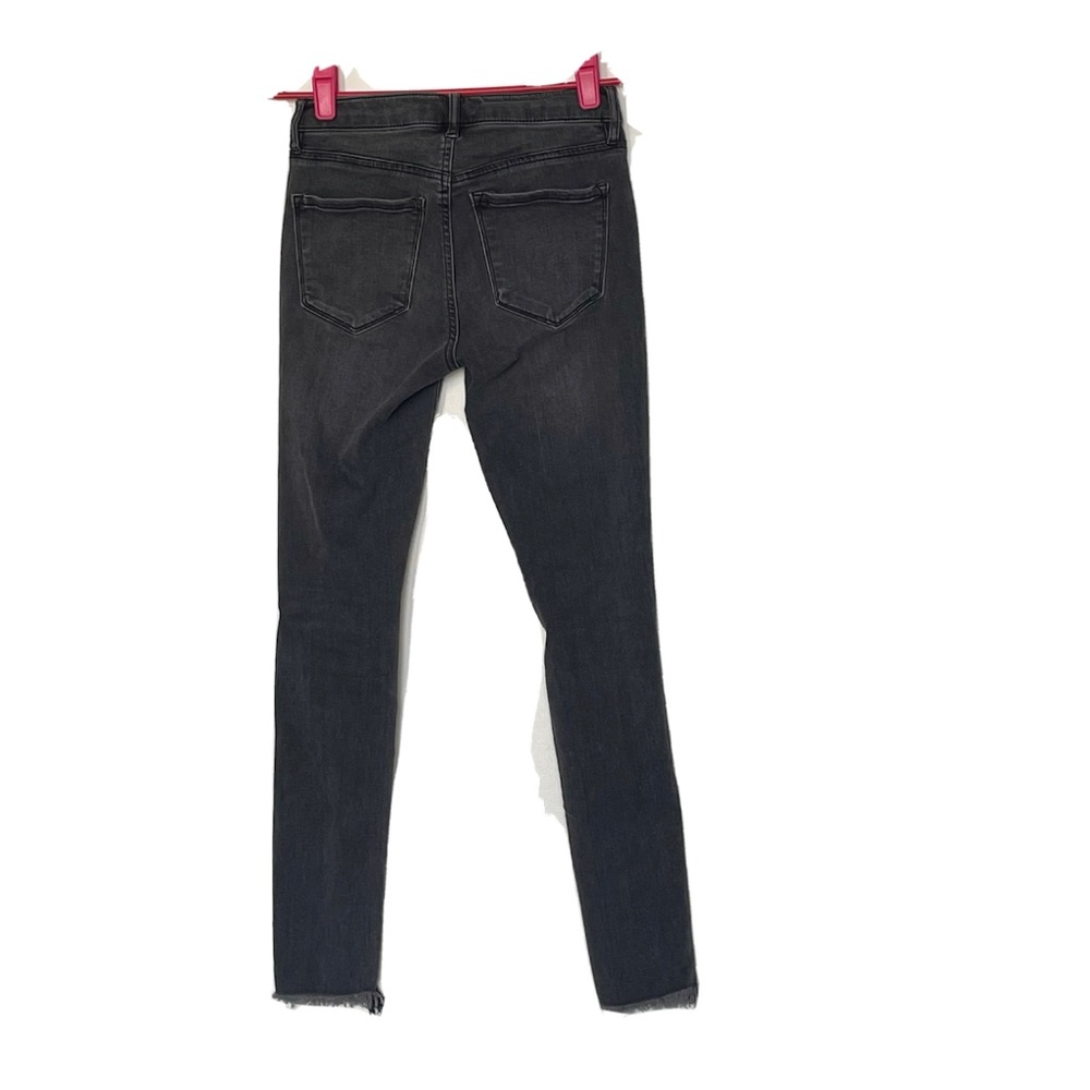 Refuge Women's Size 0 Skinny Distressed Mid/high Rise Light Wash Jeans - Black - Picture 2 of 6
